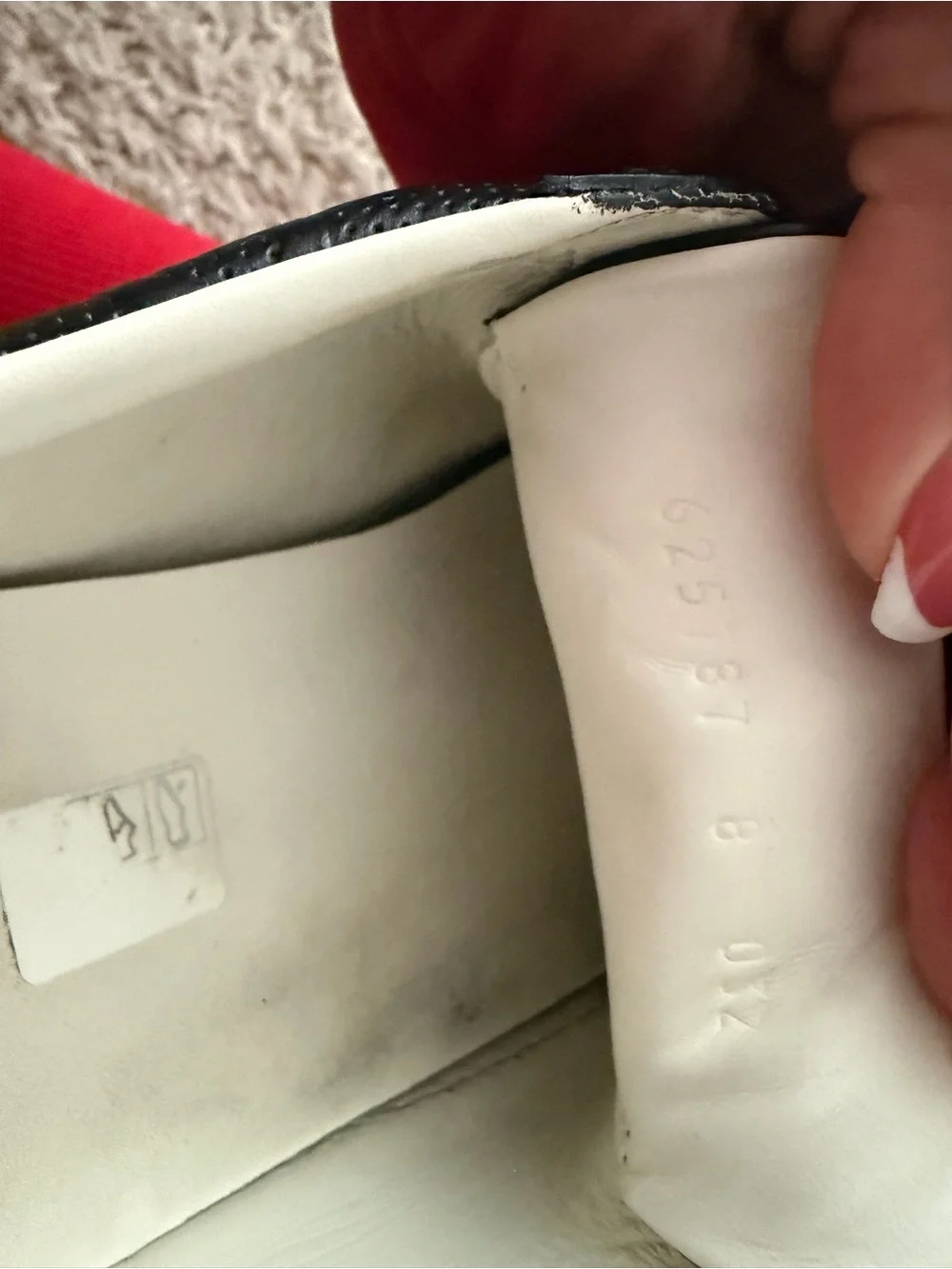 Gucci Black Leather Low-Top Sneakers
